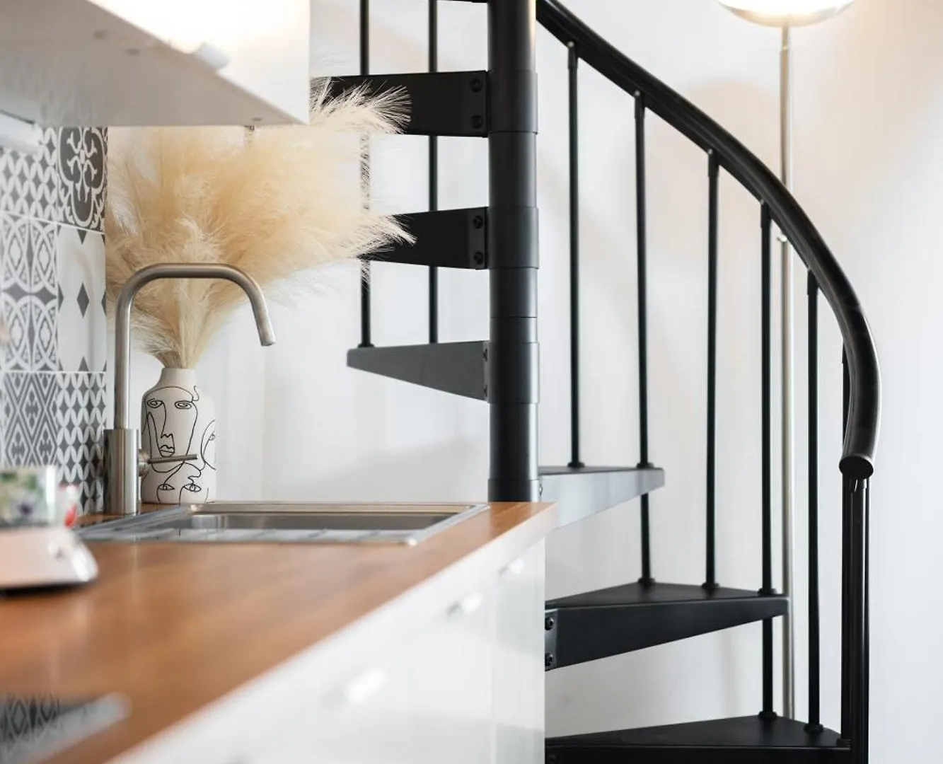 Evasion En Duplex Au Coeur De La Vieille Ville 圣罗兰度瓦