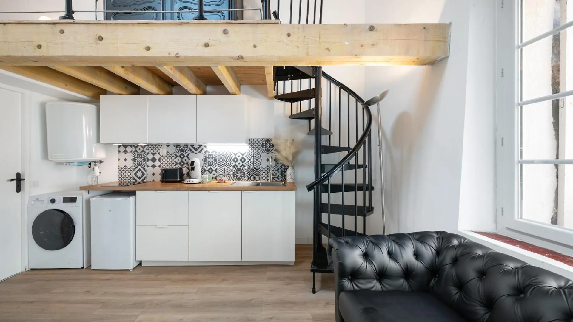 Evasion En Duplex Au Coeur De La Vieille Ville Saint-Laurent-du-Var