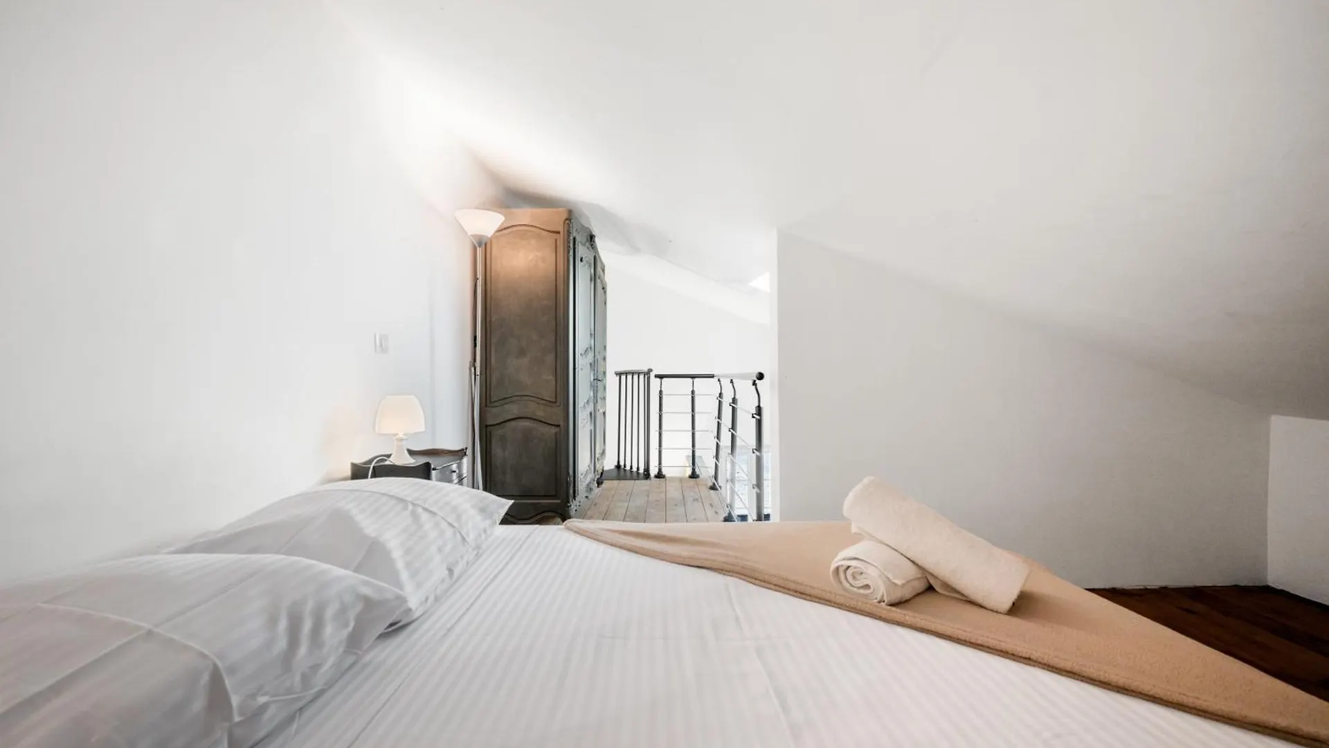 公寓 Evasion En Duplex Au Coeur De La Vieille Ville 圣罗兰度瓦 法国